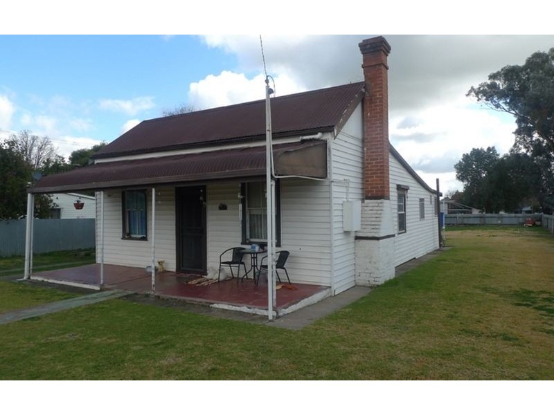 83 Swift Street, Holbrook NSW 2644