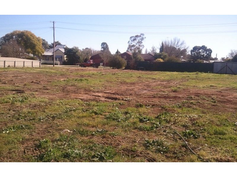 13 Queen Street, Culcairn NSW 2660