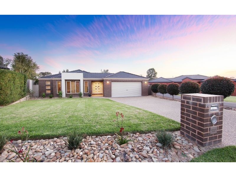 21 Cassinia Court, Thurgoona NSW 2640