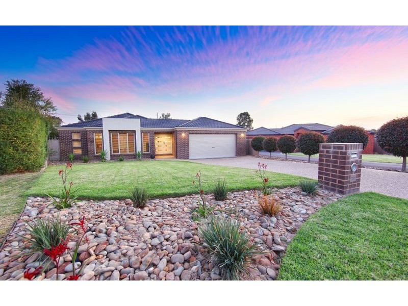 21 Cassinia Court, Thurgoona NSW 2640