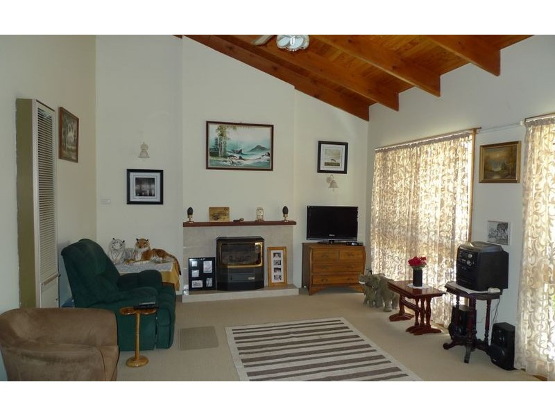 110 Pell Street, Howlong NSW 2643