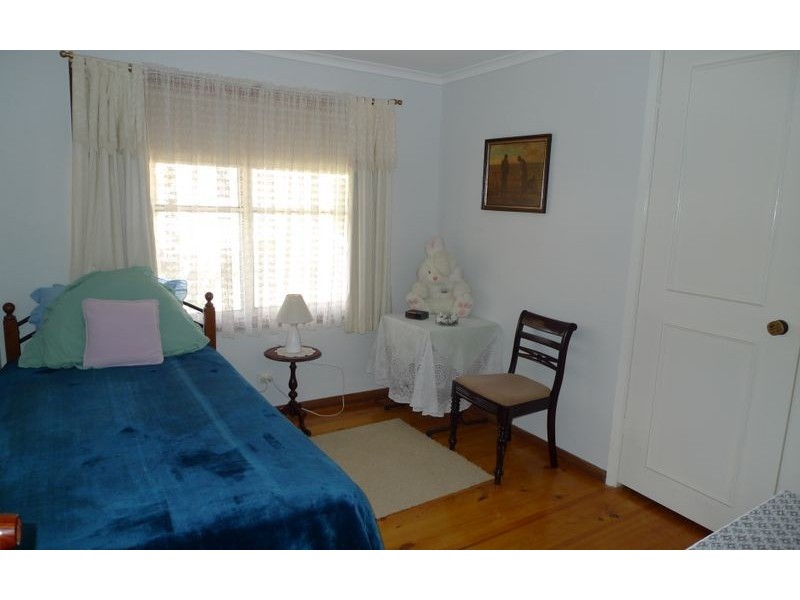 110 Pell Street, Howlong NSW 2643