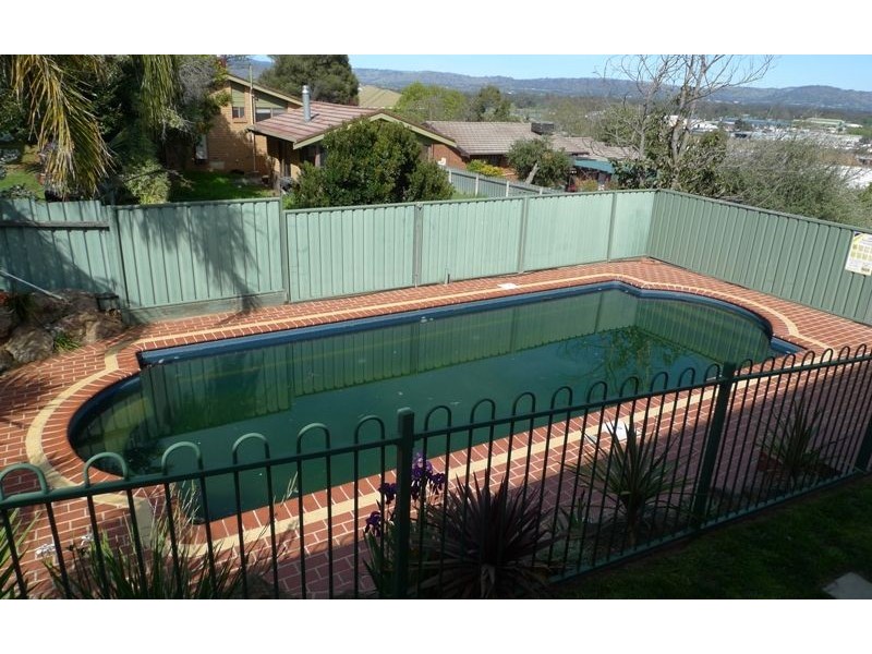 16 Pilbara Place, East Albury NSW 2640