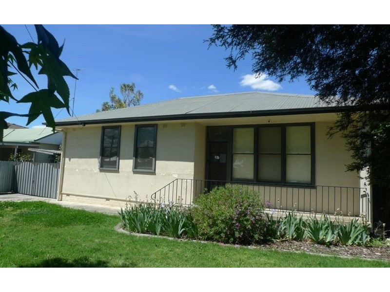 1008 Barooga Street, Lavington NSW 2641