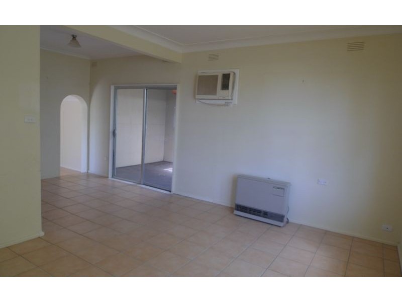 1008 Barooga Street, Lavington NSW 2641