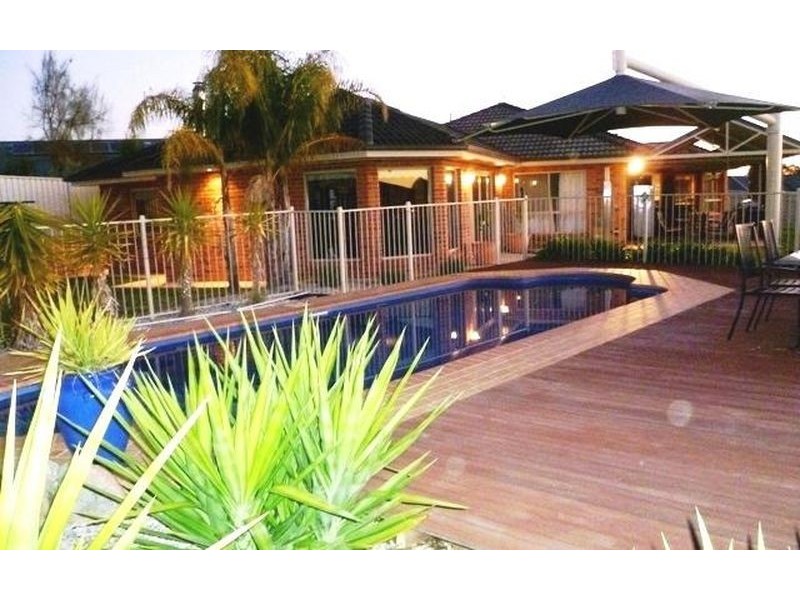 3 Devlin Court, Thurgoona NSW 2640