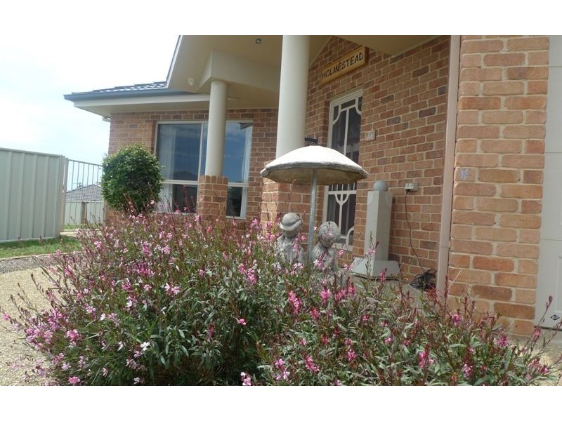 3 Devlin Court, Thurgoona NSW 2640