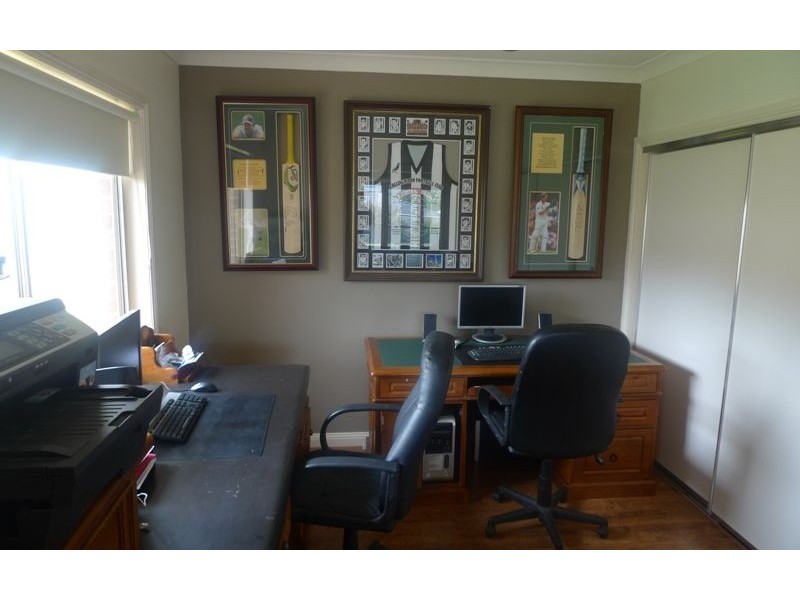 3 Devlin Court, Thurgoona NSW 2640