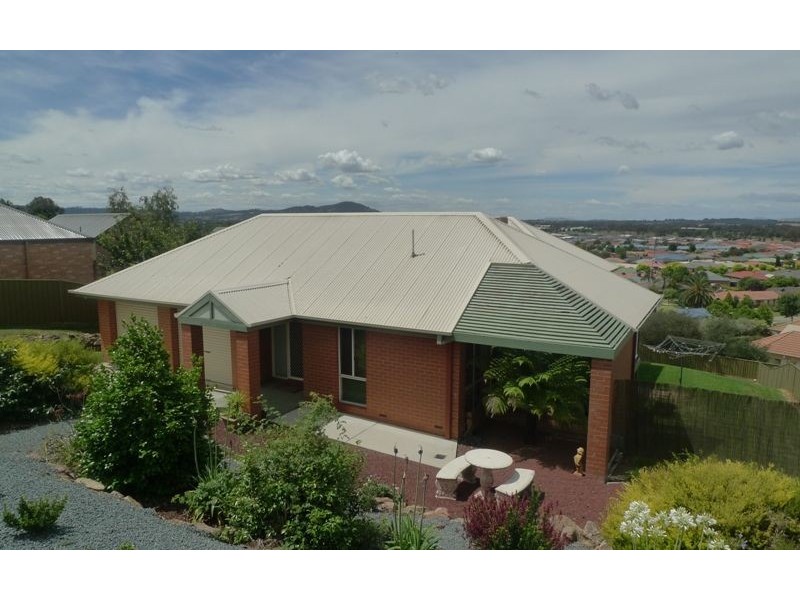 44 Sunrise Terrace, East Albury NSW 2640