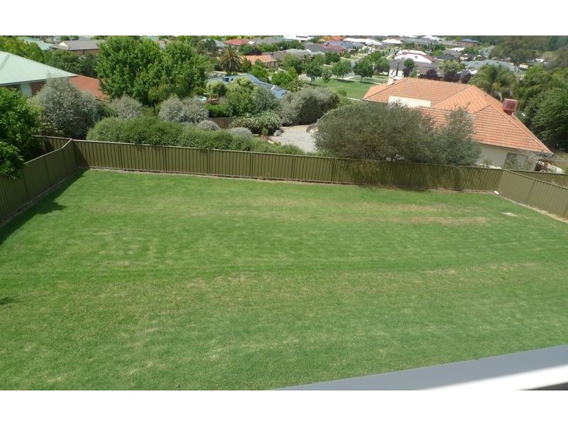 44 Sunrise Terrace, East Albury NSW 2640