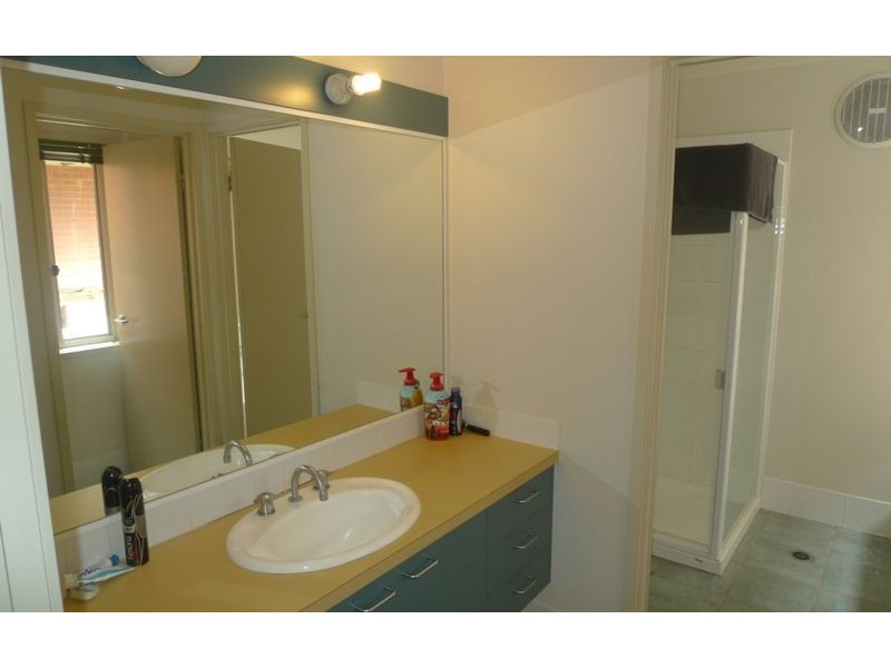 44 Sunrise Terrace, East Albury NSW 2640