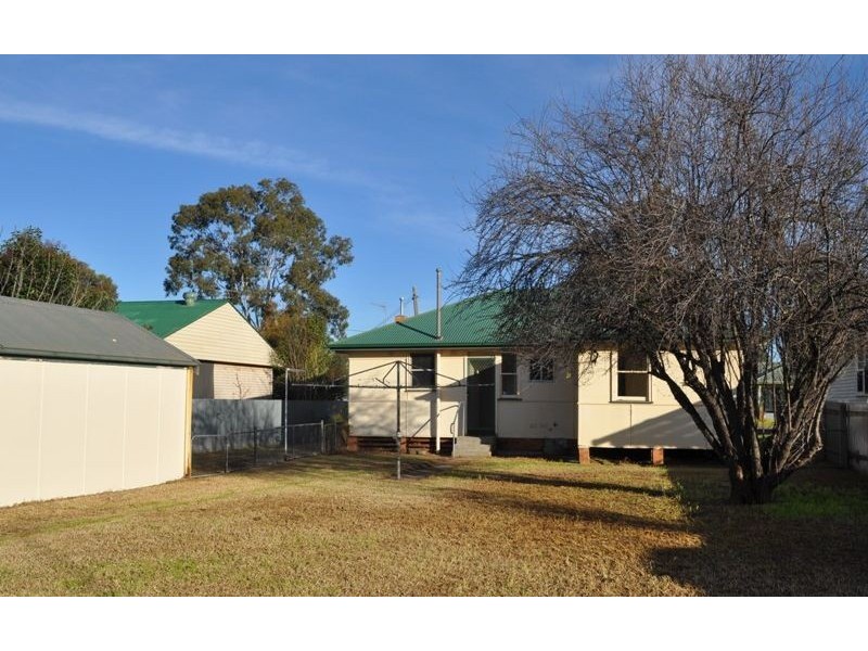 170 Wantigong Street, Lavington NSW 2641