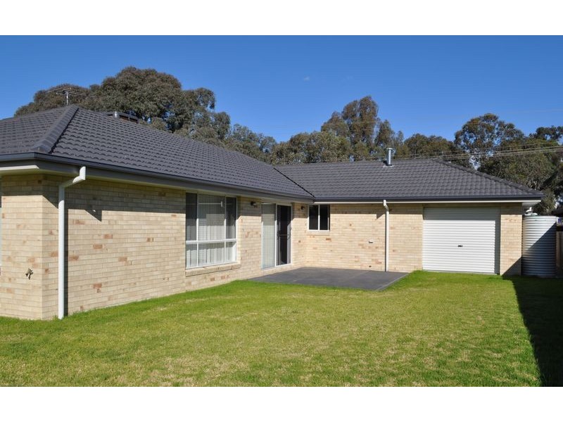 376 Kaitlers Road, Lavington NSW 2641