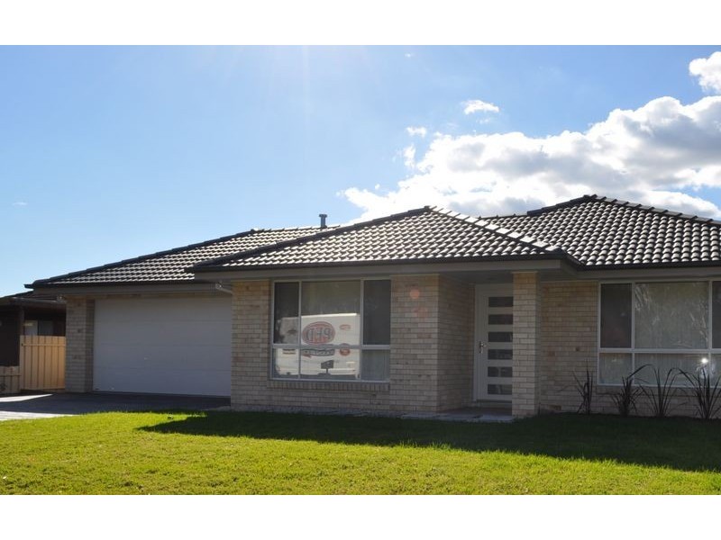 376 Kaitlers Road, Lavington NSW 2641