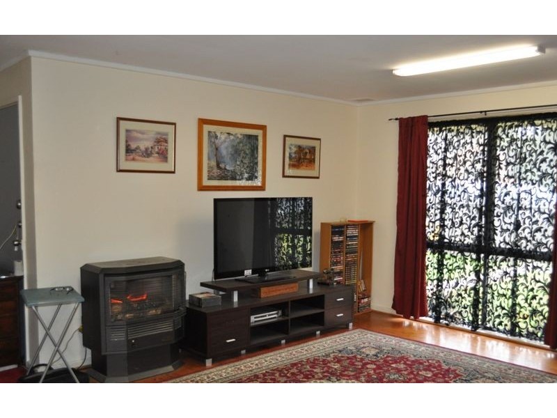 32 Goolagar Crescent, Lavington NSW 2641