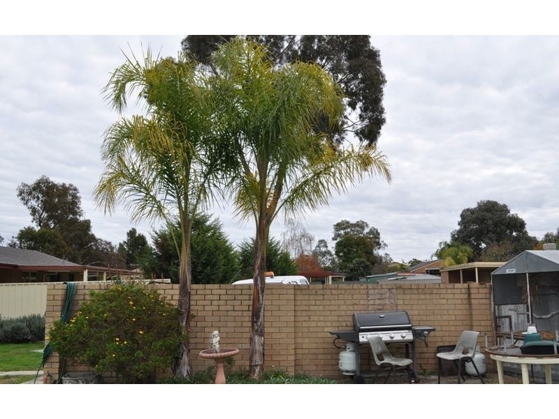 32 Goolagar Crescent, Lavington NSW 2641