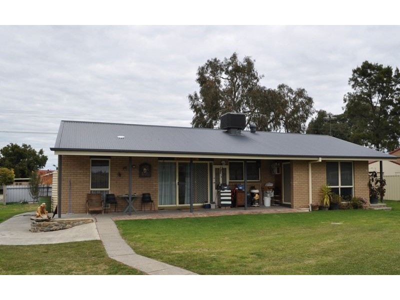 32 Goolagar Crescent, Lavington NSW 2641