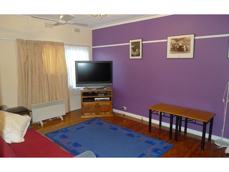 473 Kotthoff Street, Lavington NSW 2641