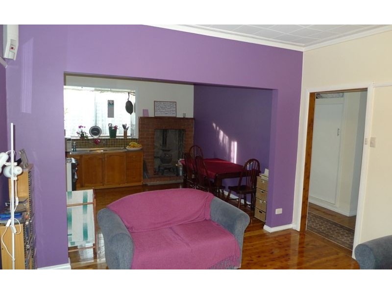 473 Kotthoff Street, Lavington NSW 2641