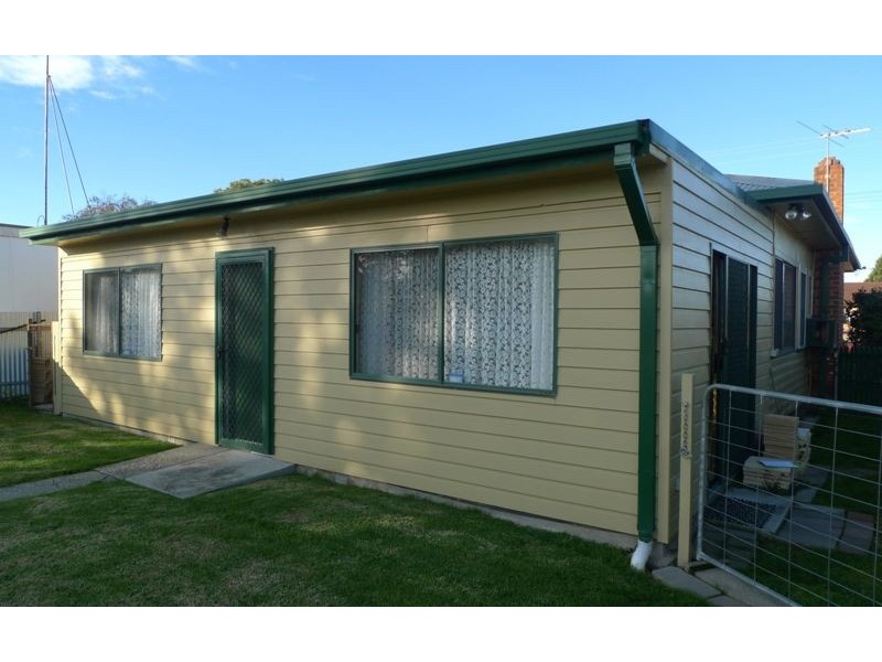 473 Kotthoff Street, Lavington NSW 2641