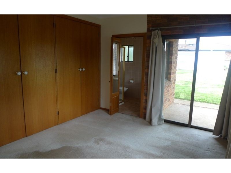 119 Redlands Road, Corowa NSW 2646