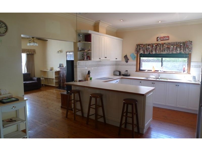 828 Mate Street, Albury NSW 2640