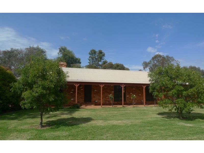 206 Tynan Road, Table Top NSW 2640