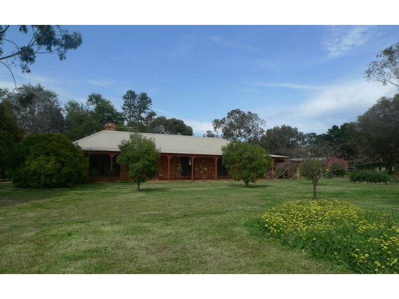 206 Tynan Road, Table Top NSW 2640