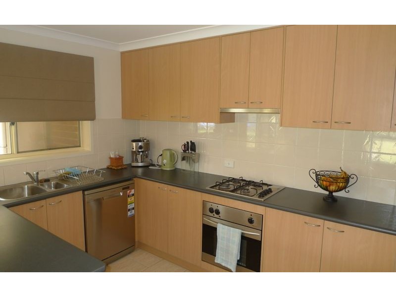31 Daysdale Way, Thurgoona NSW 2640