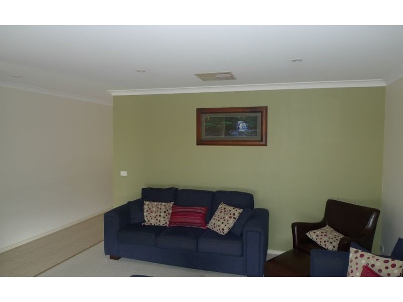 31 Daysdale Way, Thurgoona NSW 2640