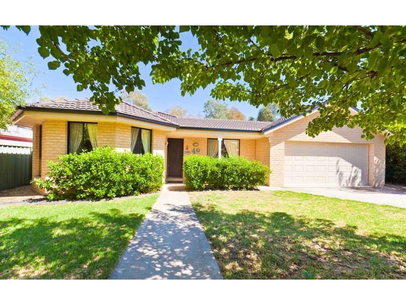 49 Daysdale Way, Thurgoona NSW 2640