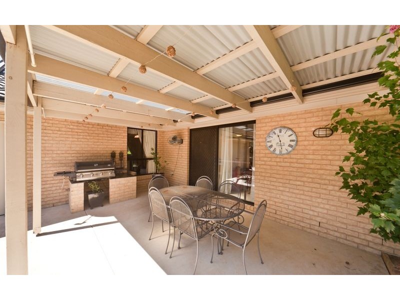 49 Daysdale Way, Thurgoona NSW 2640