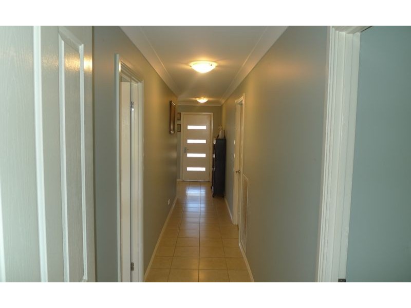 5 Emily Court, Howlong NSW 2643