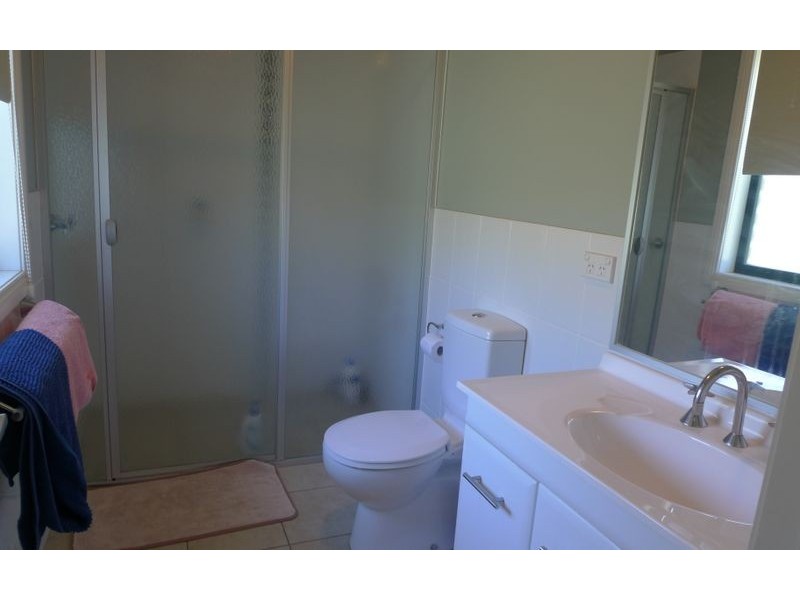 5 Emily Court, Howlong NSW 2643