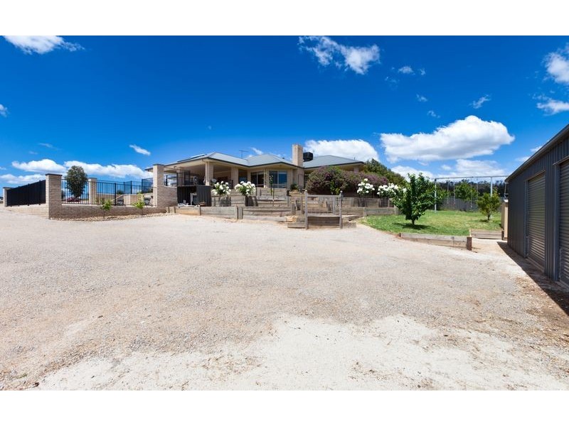 91 Alexandra Way, Table Top NSW 2640