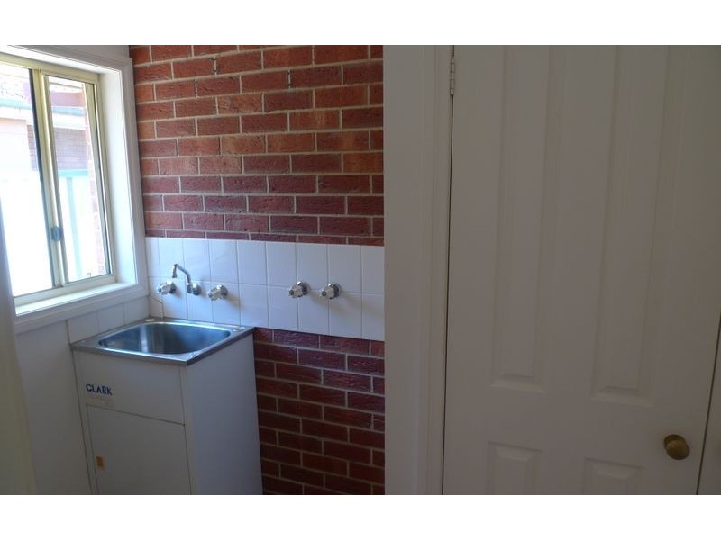 1/508 Kemp Street, Lavington NSW 2641