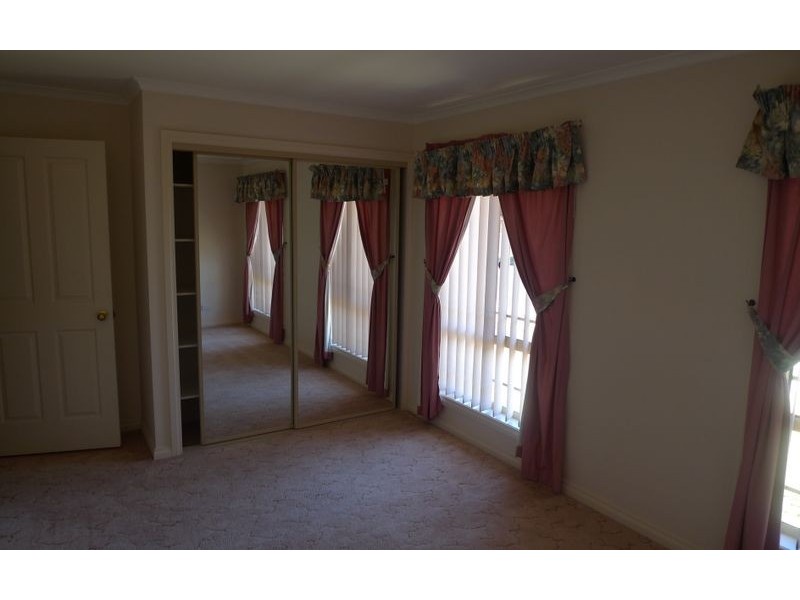 1/508 Kemp Street, Lavington NSW 2641