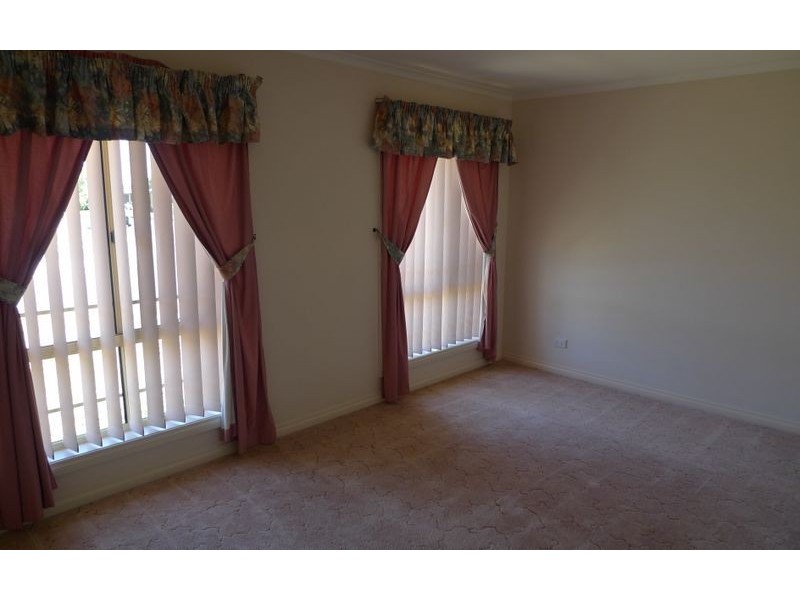 1/508 Kemp Street, Lavington NSW 2641