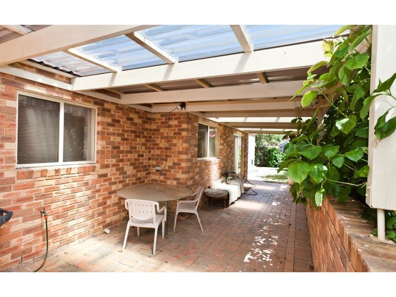 54 Southernview Drive, Albury NSW 2640