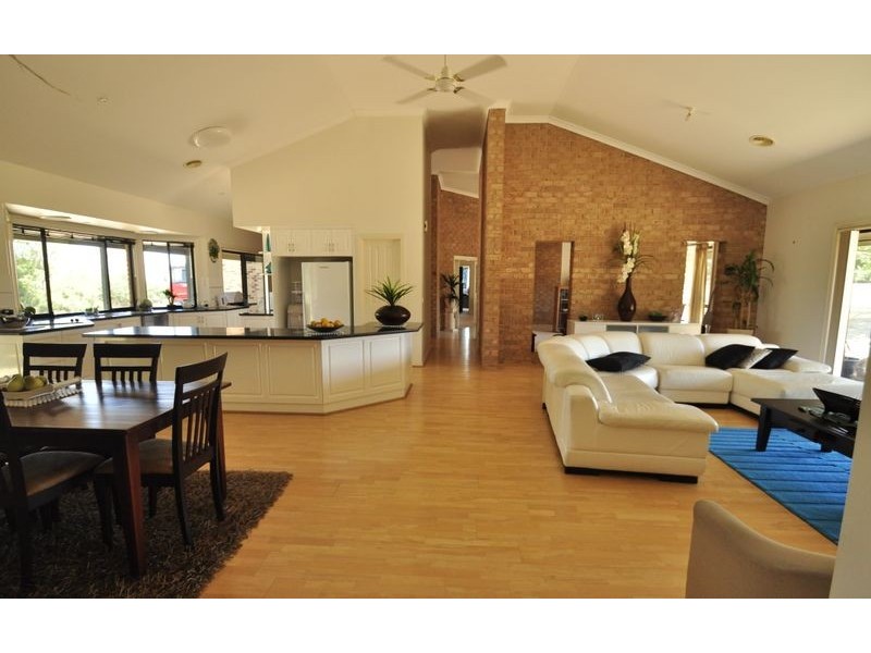 280 Tynan Road, Table Top NSW 2640
