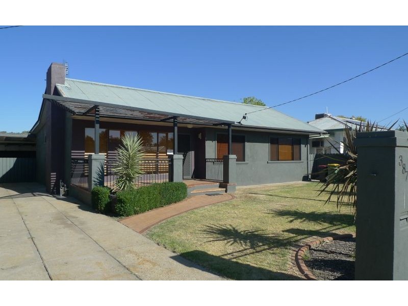 387 Eden Street, Lavington NSW 2641