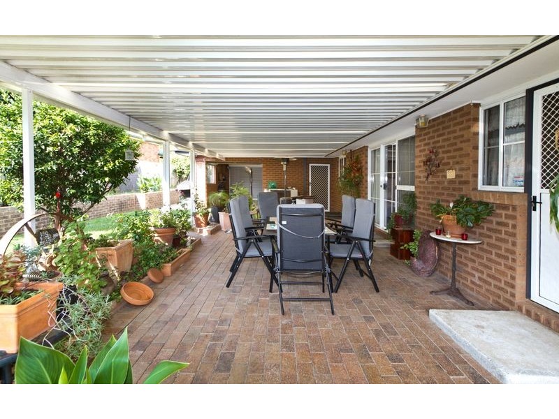 73 Southernview Drive, West Albury NSW 2640