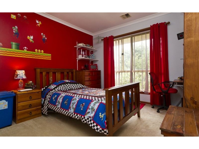 22 Sarson Road, Lavington NSW 2641