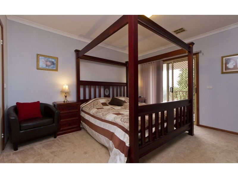 22 Sarson Road, Lavington NSW 2641