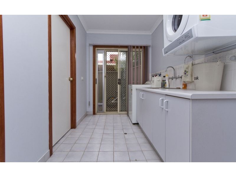 22 Sarson Road, Lavington NSW 2641