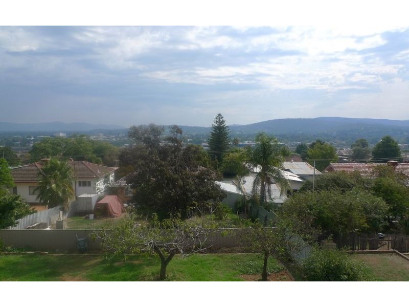 583 Whinray Crescent, East Albury NSW 2640