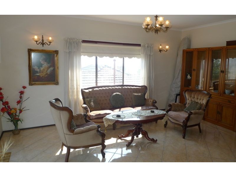 583 Whinray Crescent, East Albury NSW 2640