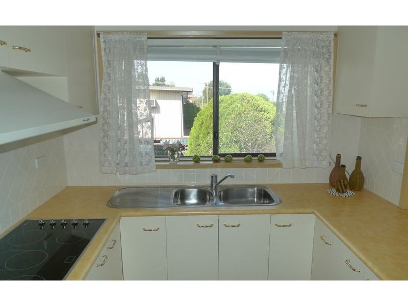 583 Whinray Crescent, East Albury NSW 2640