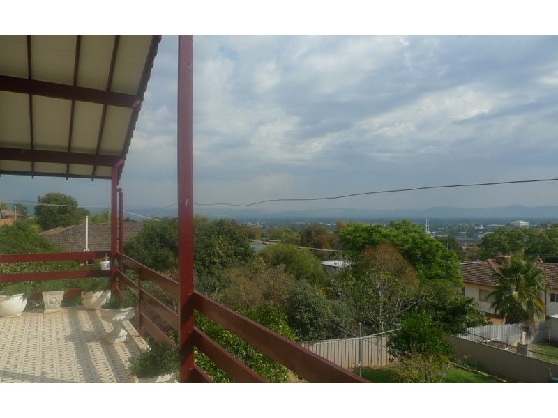 583 Whinray Crescent, East Albury NSW 2640