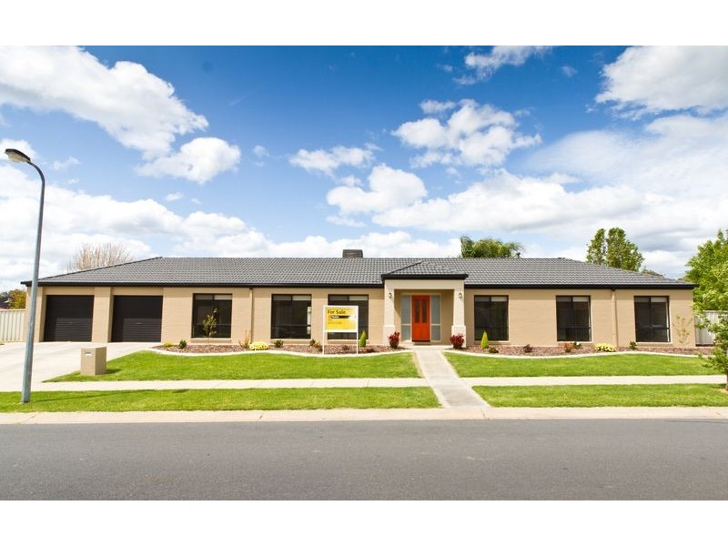 11 Dalton Avenue, Wodonga VIC 3690